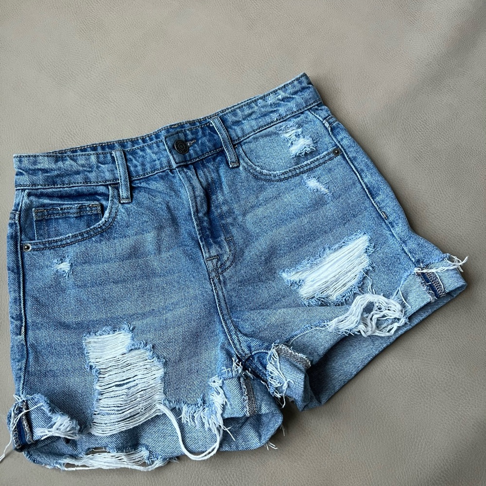 Hidden denim shorts